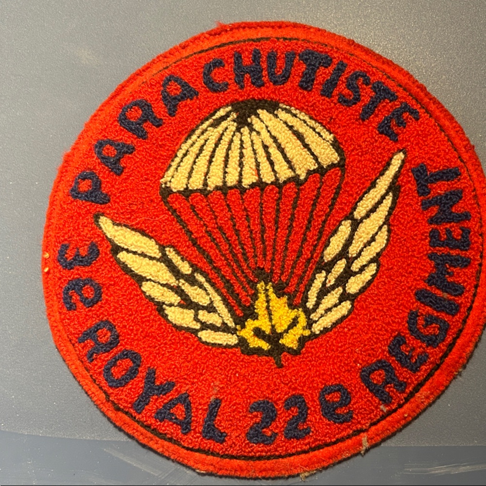 Vintage Parachutist Regiment Patch